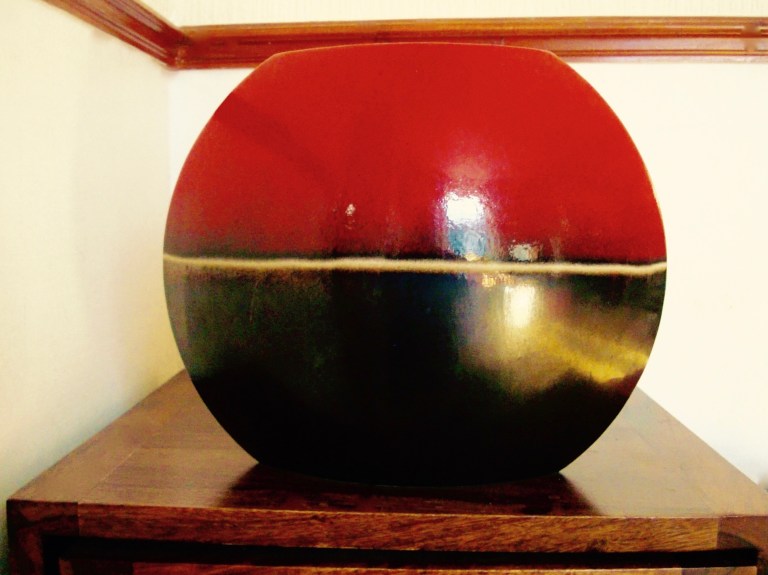 sphere-vase