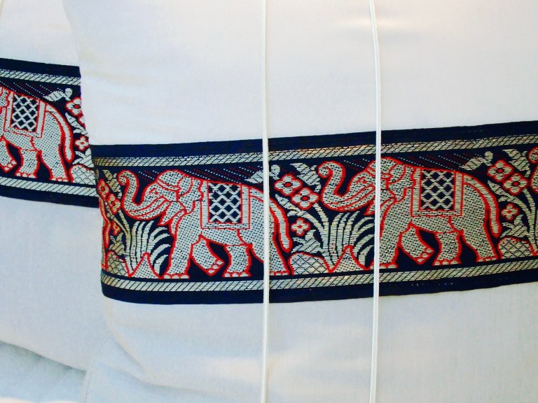thai-cushion-elephants